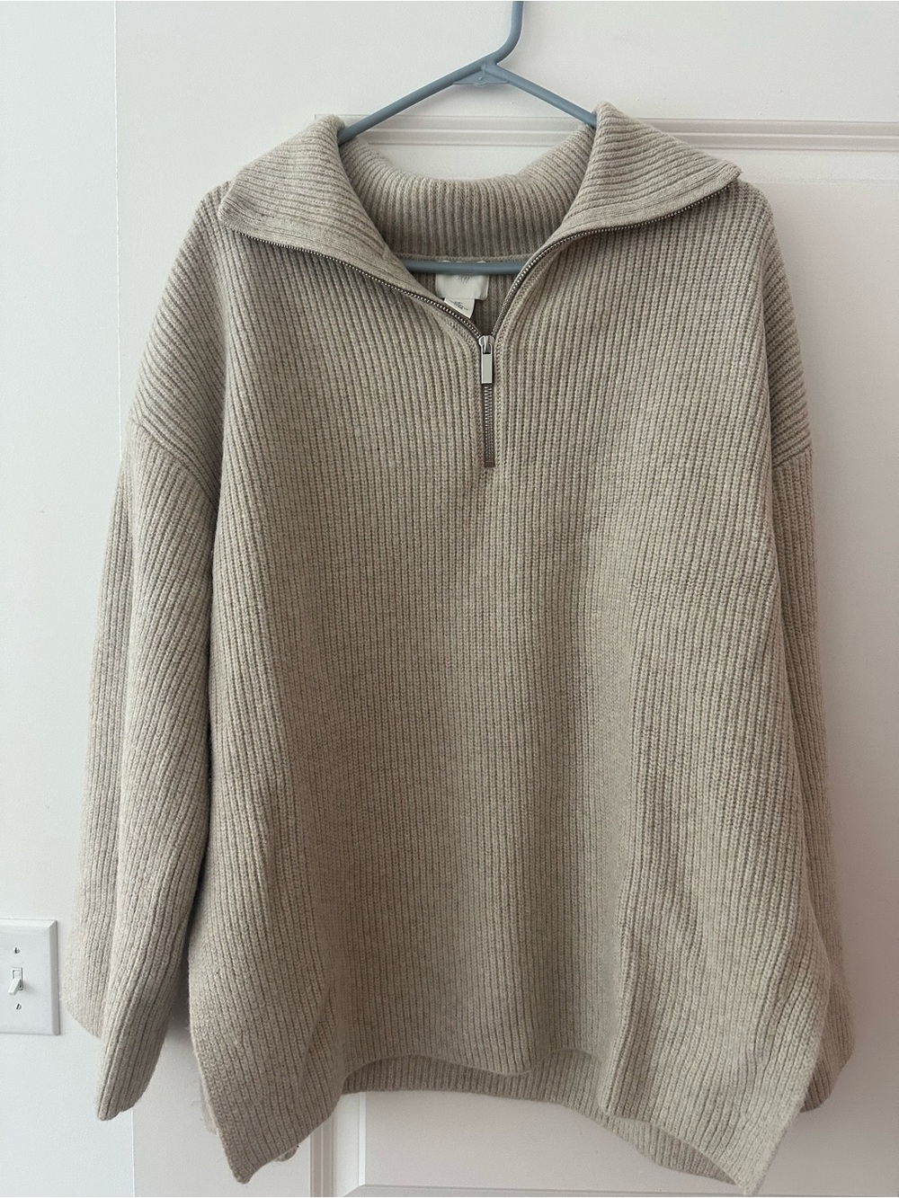 H&M Beige Ribbed Zip-Up Sweater Jacket